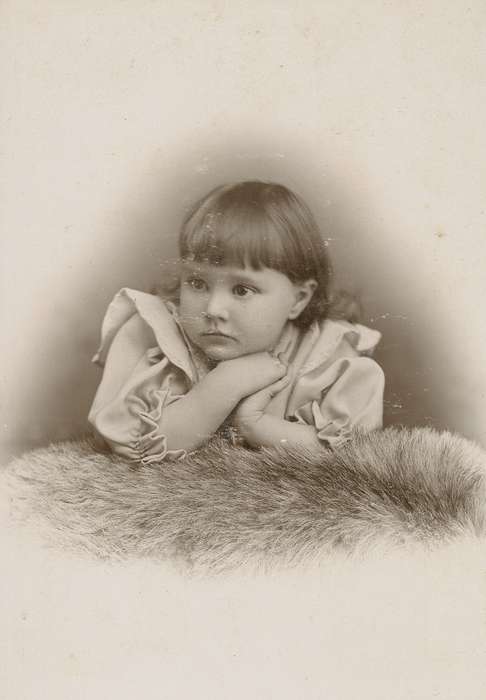 history of Iowa, Iowa History, Grand Junction, IA, girl, cabinet photo, Iowa, Olsson, Ann and Jons, bangs, Children, Portraits - Individual