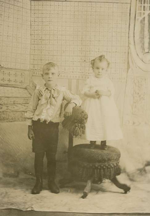 Portraits - Group, Iowa, high buttoned shoes, children, Children, lace, Olsson, Ann and Jons, history of Iowa, Reinbeck, IA, knickers, boys, painted backdrop, bow tie, cabinet photo, Iowa History