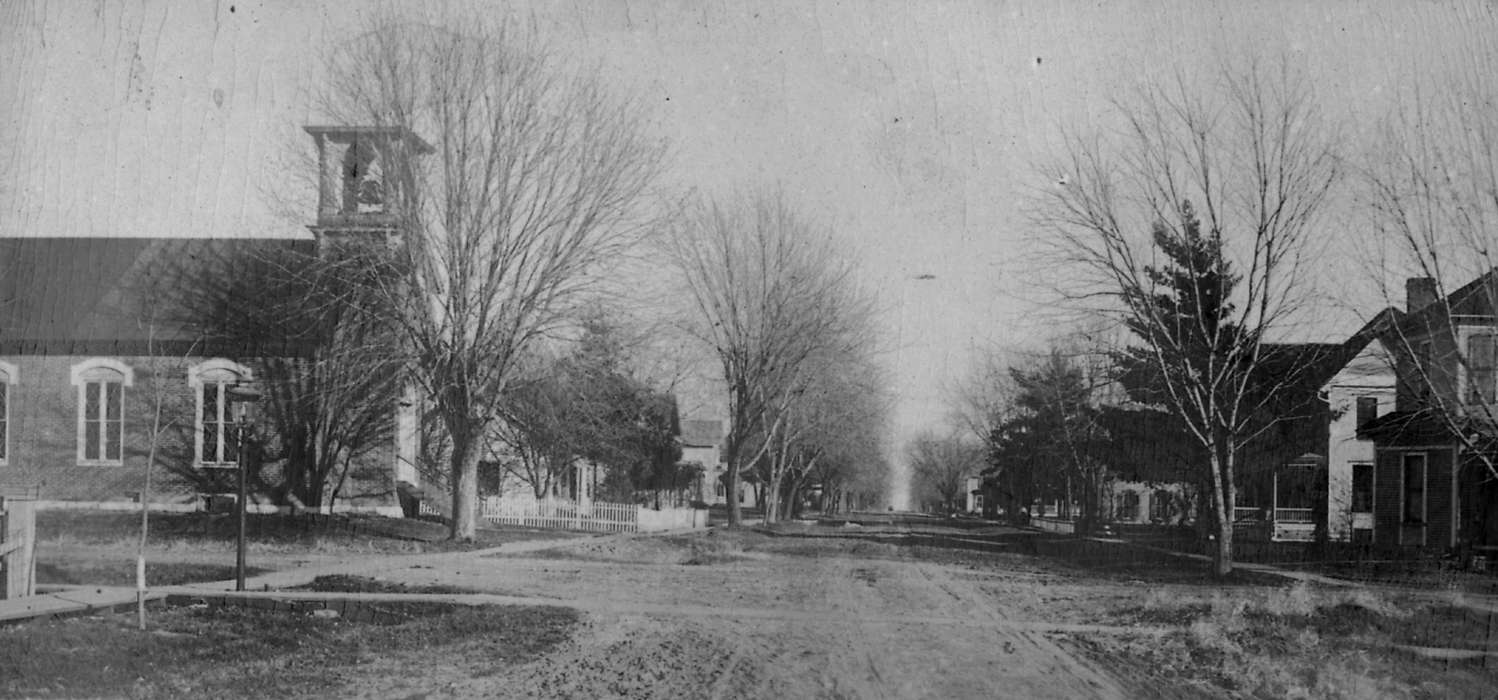 dirt road, history of Iowa, Iowa History, Cities and Towns, Brighton, IA, Iowa, Lemberger, LeAnn