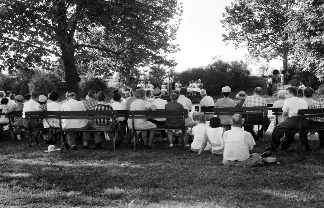 hat, park, Cities and Towns, Iowa History, audience, Civic Engagement, Iowa, stage, Lemberger, LeAnn, Ottumwa, IA, speech, history of Iowa