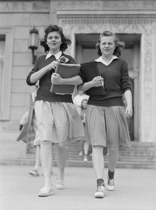 history of Iowa, Iowa History, Library of Congress, young women, library, Iowa, students, Schools and Education, Leisure