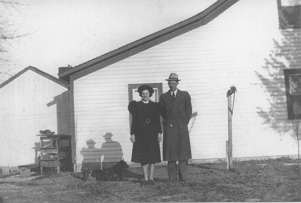 Portraits - Group, history of Iowa, Washington, IA, Iowa, Iowa History, Edmund, Sharon, Animals