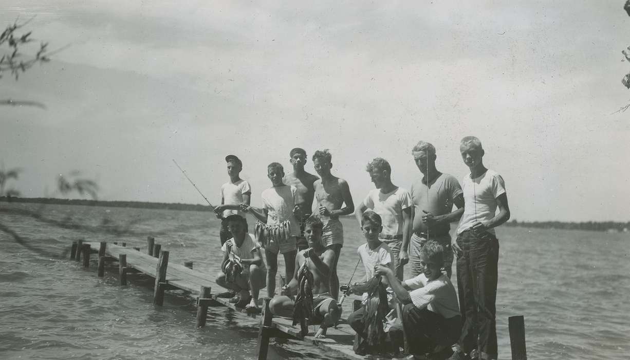 Portraits - Group, Clear Lake, IA, history of Iowa, Iowa History, Lakes, Rivers, and Streams, Iowa, Outdoor Recreation, McMurray, Doug, Children