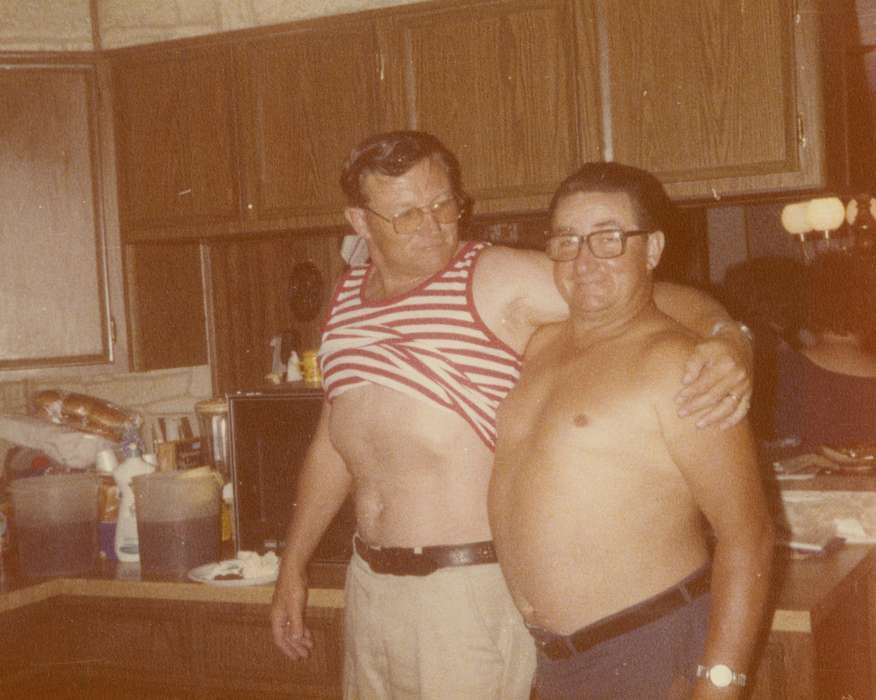 Portraits - Group, history of Iowa, contest, kitchen, IA, Iowa History, stomach, Iowa, Lennie, Daniel, Homes, silly