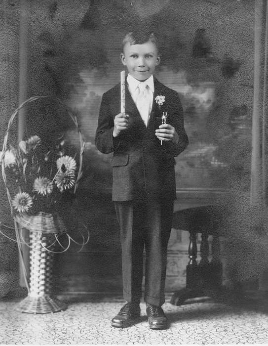 history of Iowa, flowers, first communion, Iowa History, Duncan, IA, candle, cross, Johnson, JB, Iowa, Children, Portraits - Individual