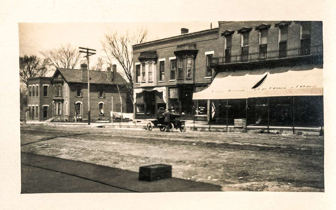 Anamosa, IA, history of Iowa, Motorized Vehicles, Anamosa Library & Learning Center, Main Streets & Town Squares, Iowa, Cities and Towns, car, store, Iowa History