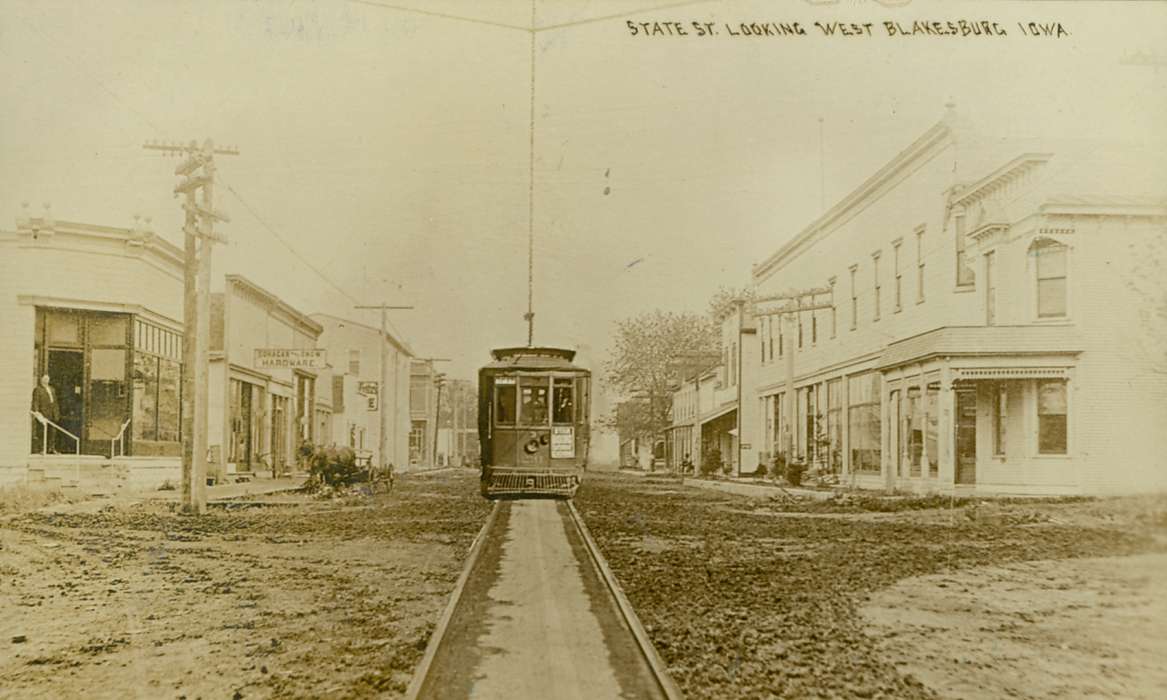 Iowa, Main Streets & Town Squares, Blakesburg, IA, Lemberger, LeAnn, Cities and Towns, history of Iowa, dirt road, Iowa History