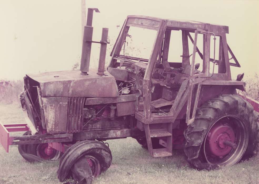 Farming Equipment, history of Iowa, Iowa History, Blake, Gary, case, tractor, Iowa, Hazleton, IA