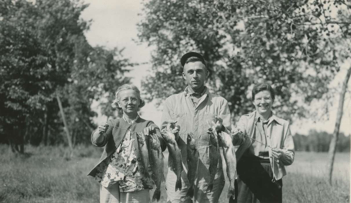 Portraits - Group, Iowa History, Iowa, McMurray, Doug, Travel, Outdoor Recreation, fishing line, Inquadona Lake, MN, history of Iowa, fish