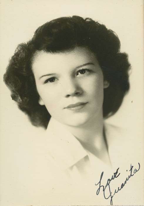 Portraits - Individual, Neymeyer, Robert, Parkersburg, IA, Iowa History, Iowa, history of Iowa