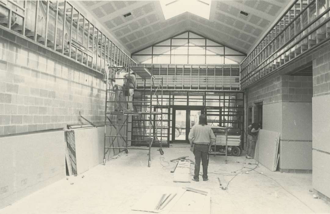 scaffolding, Waverly Public Library, history of Iowa, Iowa History, Waverly, IA, Iowa, construction, construction crew, Labor and Occupations