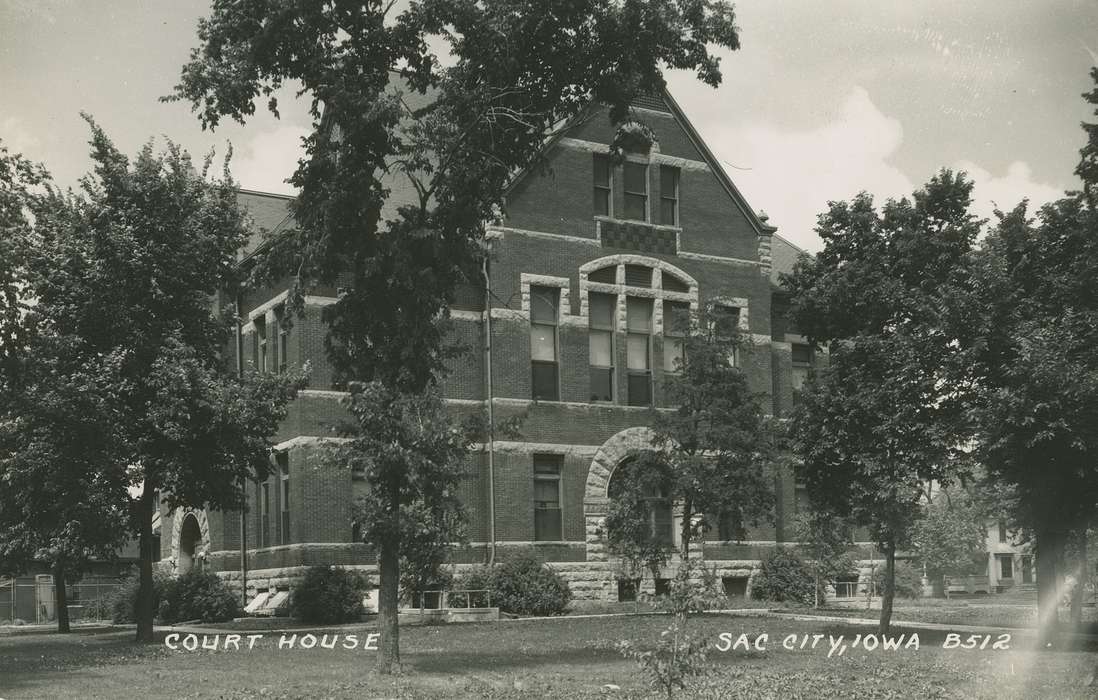 Dean, Shirley, history of Iowa, Iowa, Iowa History, Cities and Towns, courthouse, Sac City, IA