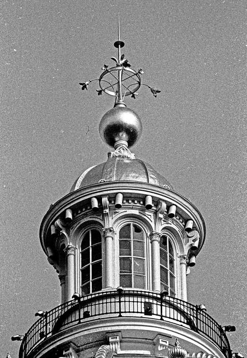 dome, history of Iowa, capitol, Iowa History, Lemberger, LeAnn, window, Iowa, Cities and Towns, Des Moines, IA
