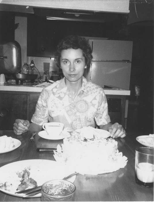 cake, kitchen, Iowa History, history of Iowa, birthday, Holidays, dinner, Iowa, Cedar Rapids, IA, coffee, Homes, Food and Meals, Karns, Mike