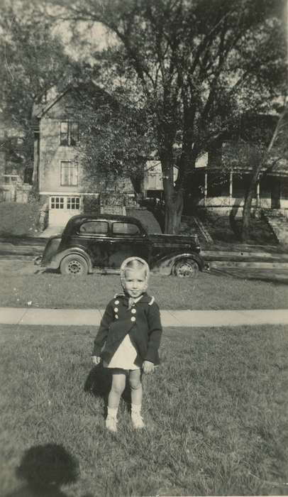 Iowa, Iowa City, IA, Rogers, Rose Frantz, Children, Portraits - Individual, history of Iowa, Iowa History, easter