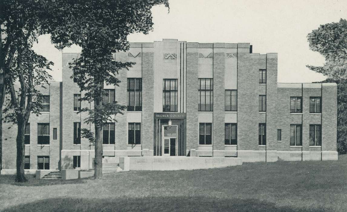 history of Iowa, Iowa History, Meyer, Sarah, Businesses and Factories, trees, lawn, courthouse, Waverly, IA, Iowa, steps