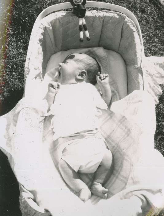 West Union, IA, history of Iowa, Iowa, Iowa History, Fink-Bowman, Janna, Children, baby