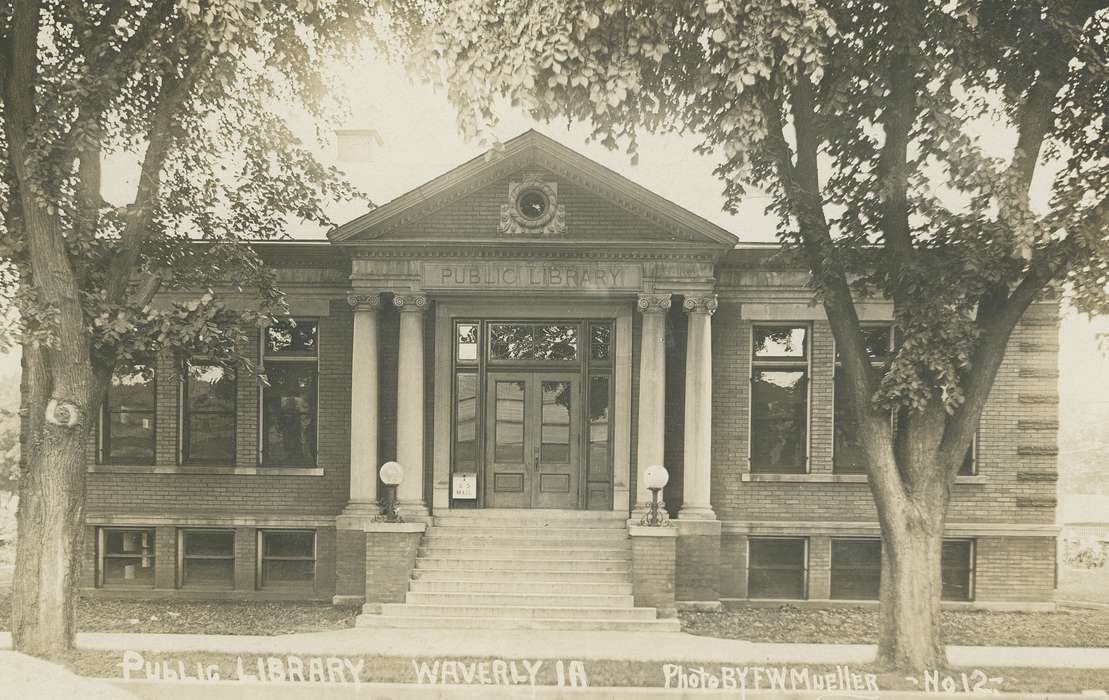 trees, Iowa, Schools and Education, Meyer, Sarah, steps, pillar, sidewalk, Businesses and Factories, Waverly, IA, history of Iowa, library, lights, Iowa History