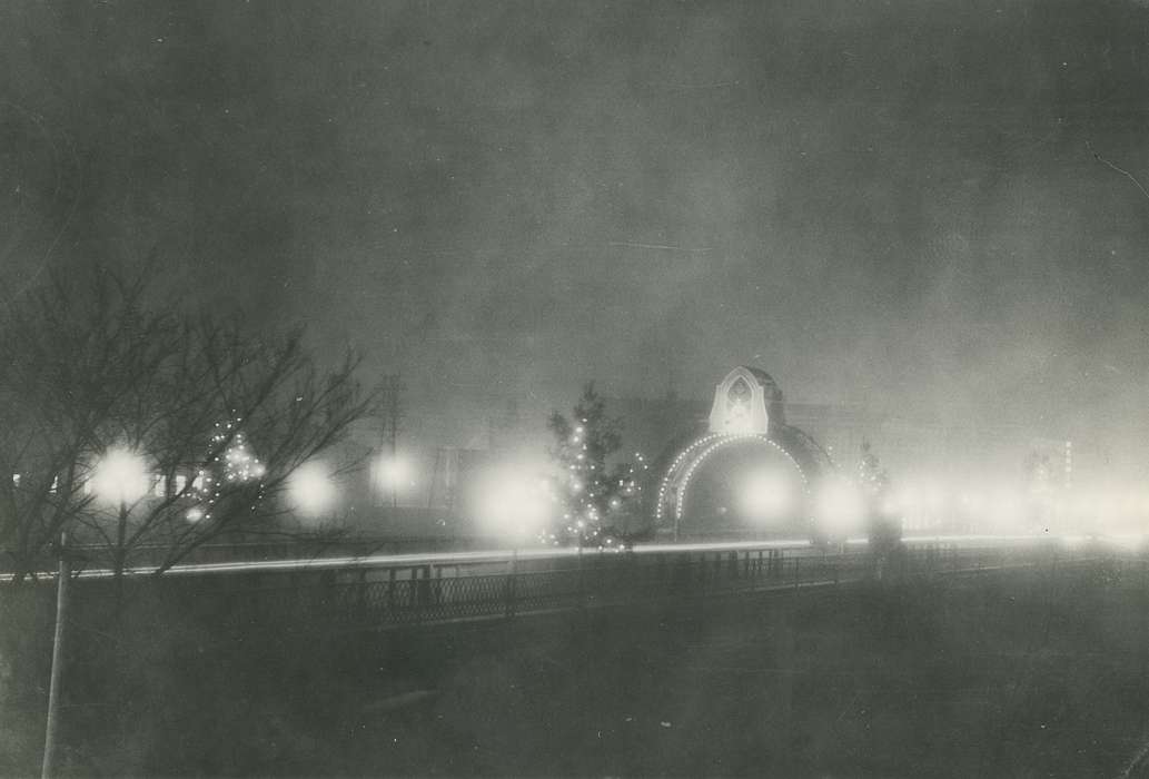 Main Streets & Town Squares, streetlights, christmas lights, Iowa History, history of Iowa, Winter, Waverly, IA, Holidays, Iowa, Cities and Towns, correct date needed, Waverly Public Library