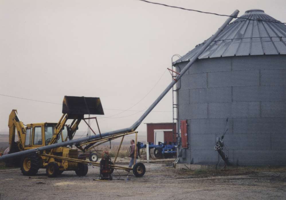 Blake, Gary, Iowa, ford, grain bin, auger, Farming Equipment, Farms, tractor, history of Iowa, Motorized Vehicles, Hazleton, IA, Iowa History, silo