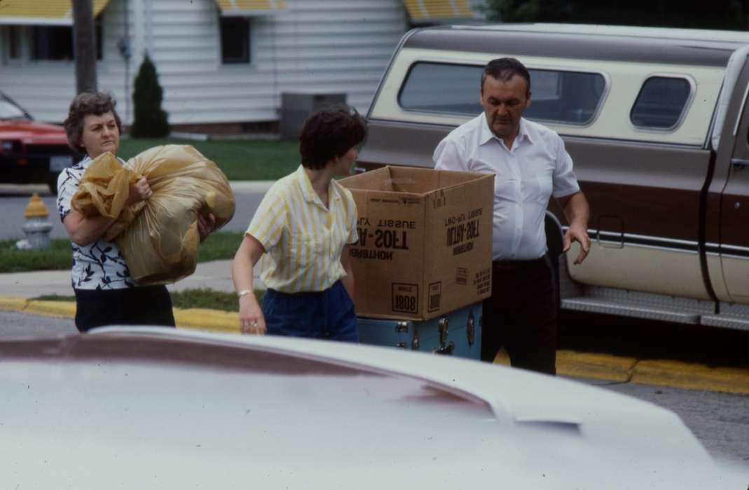 Cedar Falls, IA, history of Iowa, Iowa History, Families, uni, Motorized Vehicles, truck, car, UNI Special Collections & University Archives, Iowa, Cities and Towns, Schools and Education, chest, box, university of northern iowa
