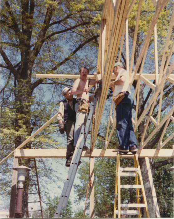 Marengo, IA, history of Iowa, Iowa History, framing, Smith, Diane, Iowa, lumber, ladder, construction, construction crew, Labor and Occupations