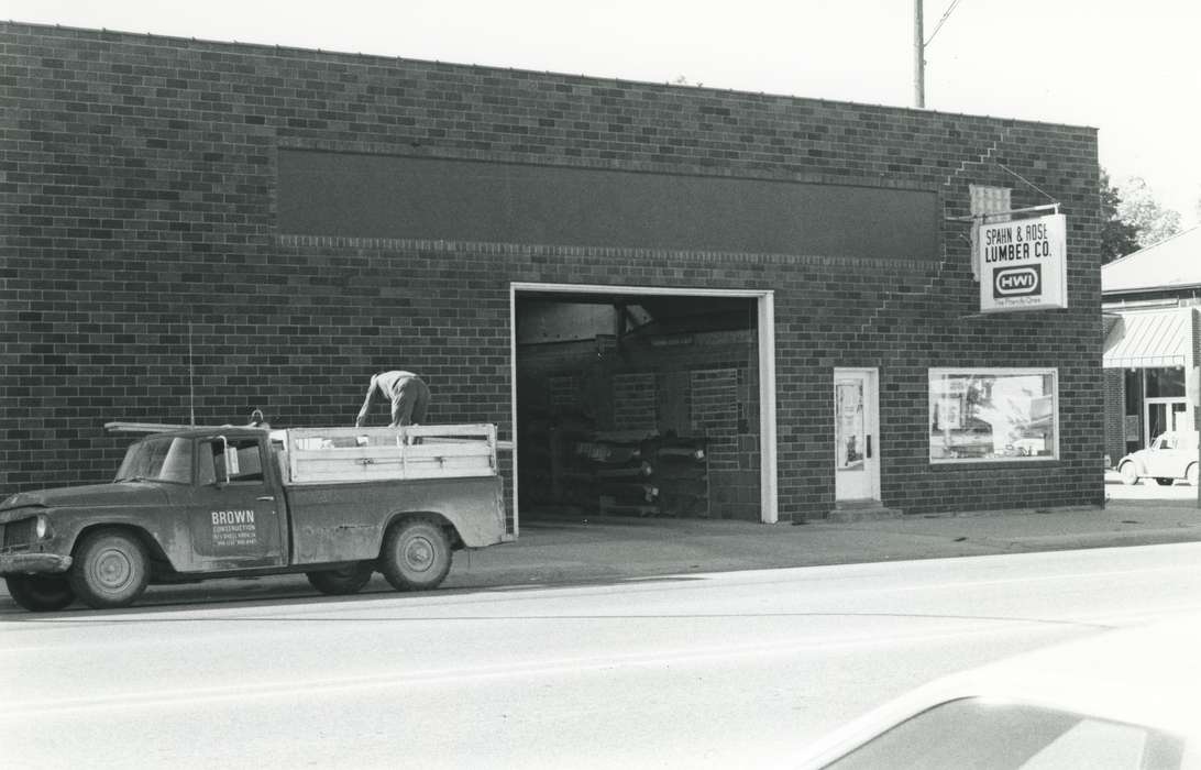 history of Iowa, Motorized Vehicles, storefront, Iowa, Cities and Towns, lumber store, correct date needed, Businesses and Factories, Labor and Occupations, Waverly Public Library, Iowa History