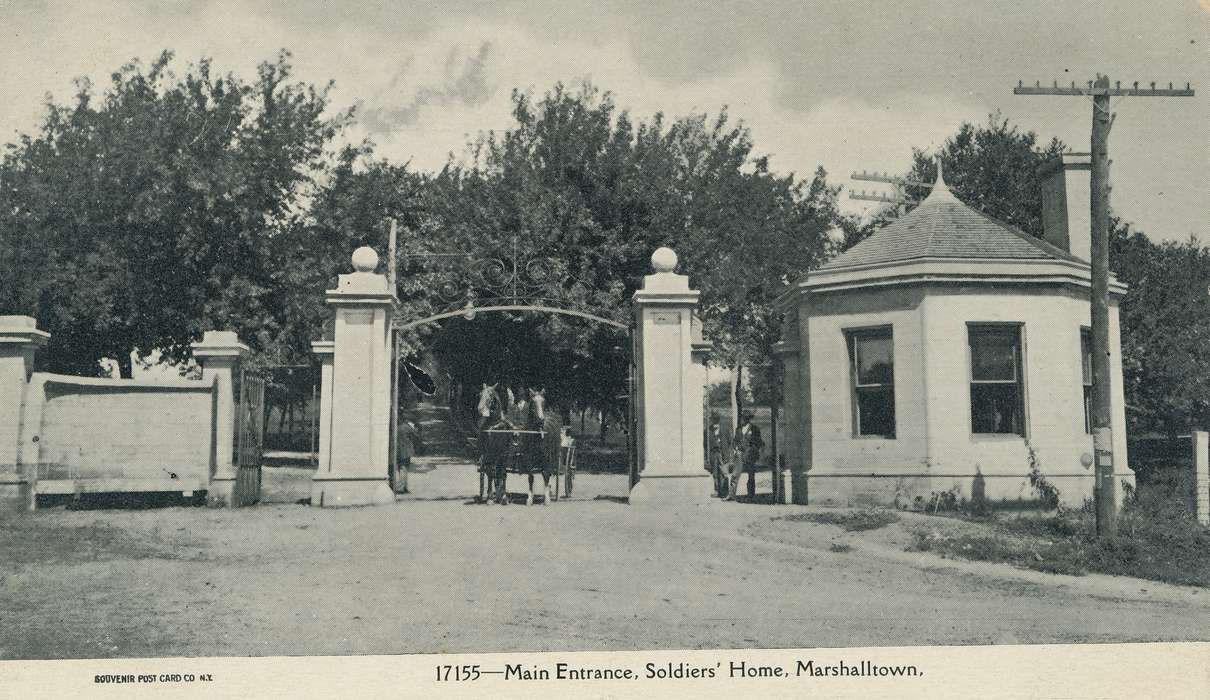 Military and Veterans, history of Iowa, Iowa History, horse carriage, postcard, Iowa, Cities and Towns, people, horse, Shaulis, Gary