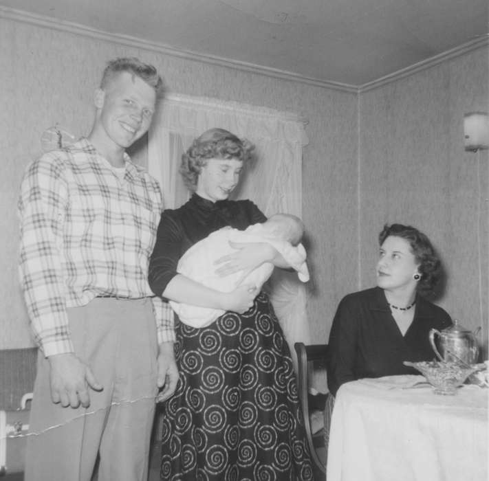 parents, Iowa History, Iowa, baby, Families, Cambridge, IL, history of Iowa, Edmund, Sharon, Homes, Children, Food and Meals