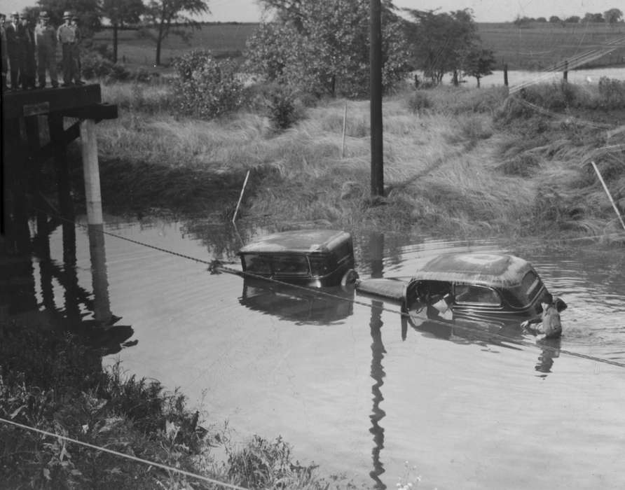 car, Iowa History, Iowa, Motorized Vehicles, Floods, Lemberger, LeAnn, Ottumwa, IA, history of Iowa