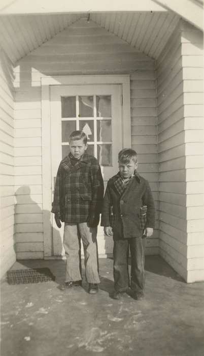 Portraits - Group, history of Iowa, Winnebago County, IA, Iowa History, Bancroft, Cynthia, boys, Iowa, Children