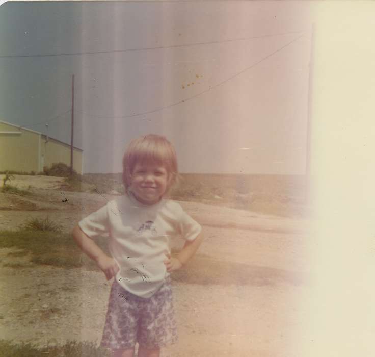 history of Iowa, Iowa History, New Hampton, IA, Speltz, Mark, Iowa, gravel, silly, Children, Portraits - Individual