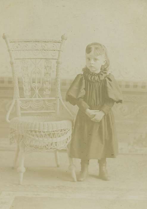ruffles, history of Iowa, Iowa History, girl, wicker chair, Olsson, Ann and Jons, cabinet photo, Iowa, painted backdrop, State Center, IA, Children, Portraits - Individual