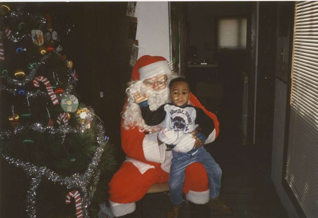 Iowa, Barrett, Sarah, Waterloo, IA, Children, african american, Portraits - Individual, People of Color, christmas, santa, christmas tree, history of Iowa, Holidays, Iowa History