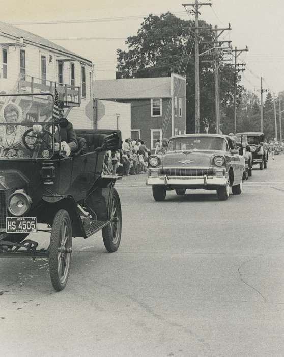 car, Cities and Towns, Iowa History, Iowa, Motorized Vehicles, Waverly Public Library, parade, Waverly, IA, Main Streets & Town Squares, Fairs and Festivals, history of Iowa