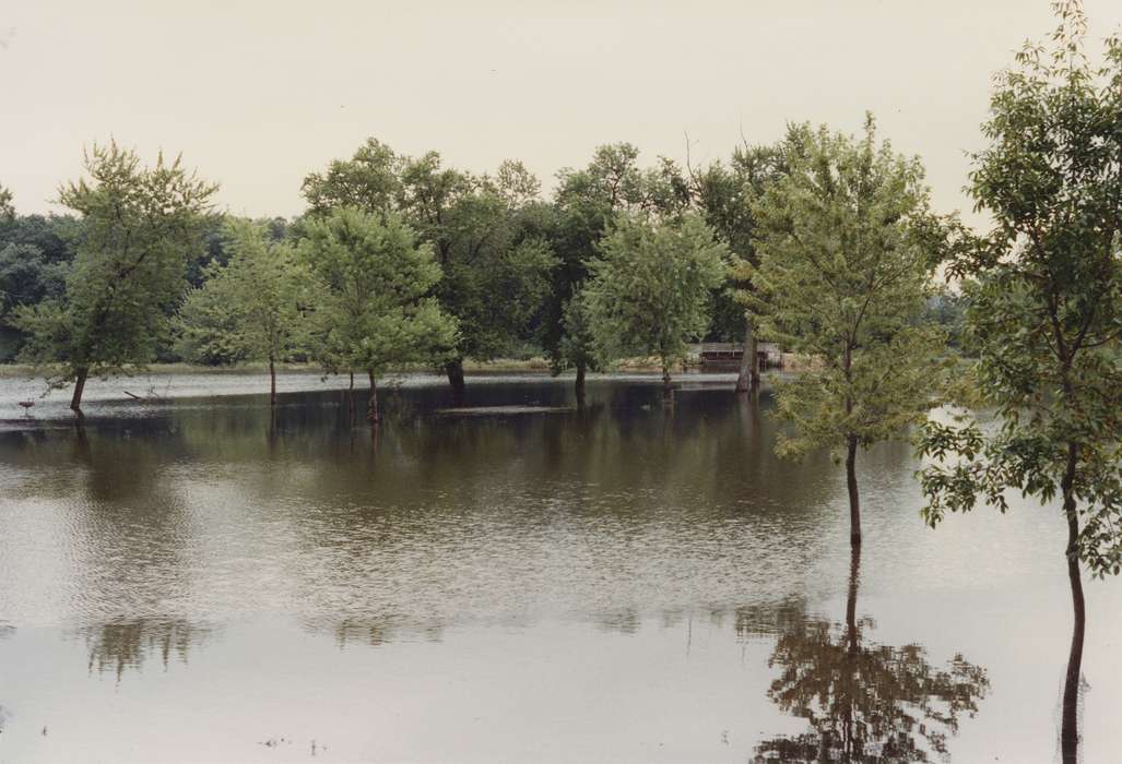 Floods, history of Iowa, Iowa History, Lakes, Rivers, and Streams, Merck, Linda, river, Central City, IA, Iowa