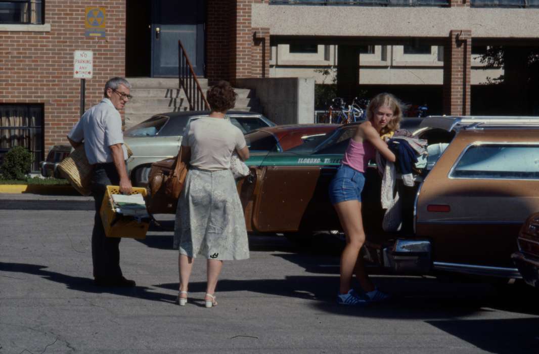Cedar Falls, IA, dormitory, history of Iowa, Iowa History, Families, uni, Motorized Vehicles, car, parking lot, clothes, UNI Special Collections & University Archives, Iowa, dorm, Schools and Education, university of northern iowa