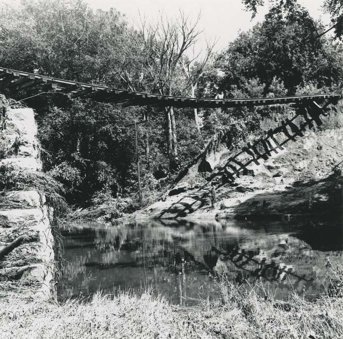 summer, history of Iowa, Landscapes, Waverly Public Library, Waverly, IA, tree, Iowa, Iowa History, Floods, shadow, flood aftermath, Lakes, Rivers, and Streams, bridge