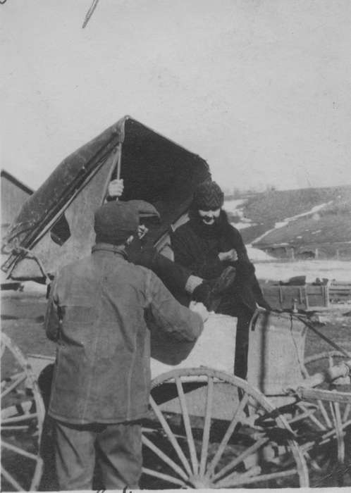 Outdoor Recreation, Travel, Iowa, coat, carriage, Children, Cigrand, Mariann, Freeport, IL, history of Iowa, travel, Iowa History, wagon