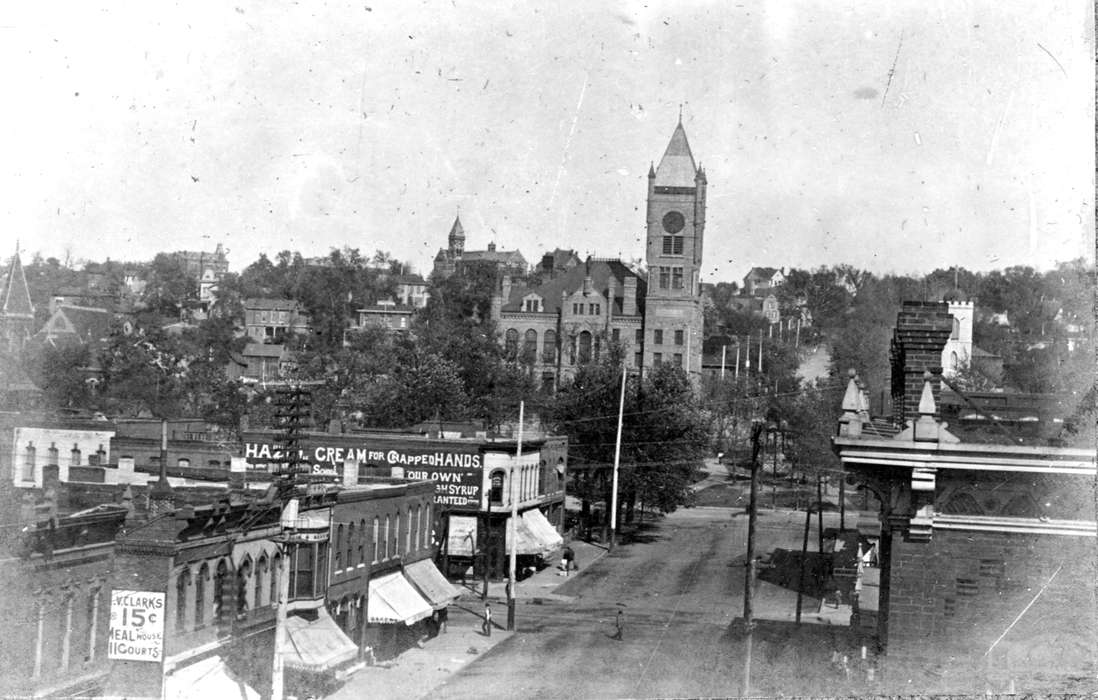 mainstreet, campanile, Iowa, veranda, Iowa History, Prisons and Criminal Justice, courthouse, Lemberger, LeAnn, Cities and Towns, Ottumwa, IA, history of Iowa, Main Streets & Town Squares, tower