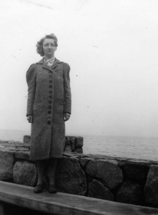 Lakes, Rivers, and Streams, Hahn, Cindy, Iowa History, woman, Iowa, history of Iowa, Portraits - Individual, lake, Excelsior, MN