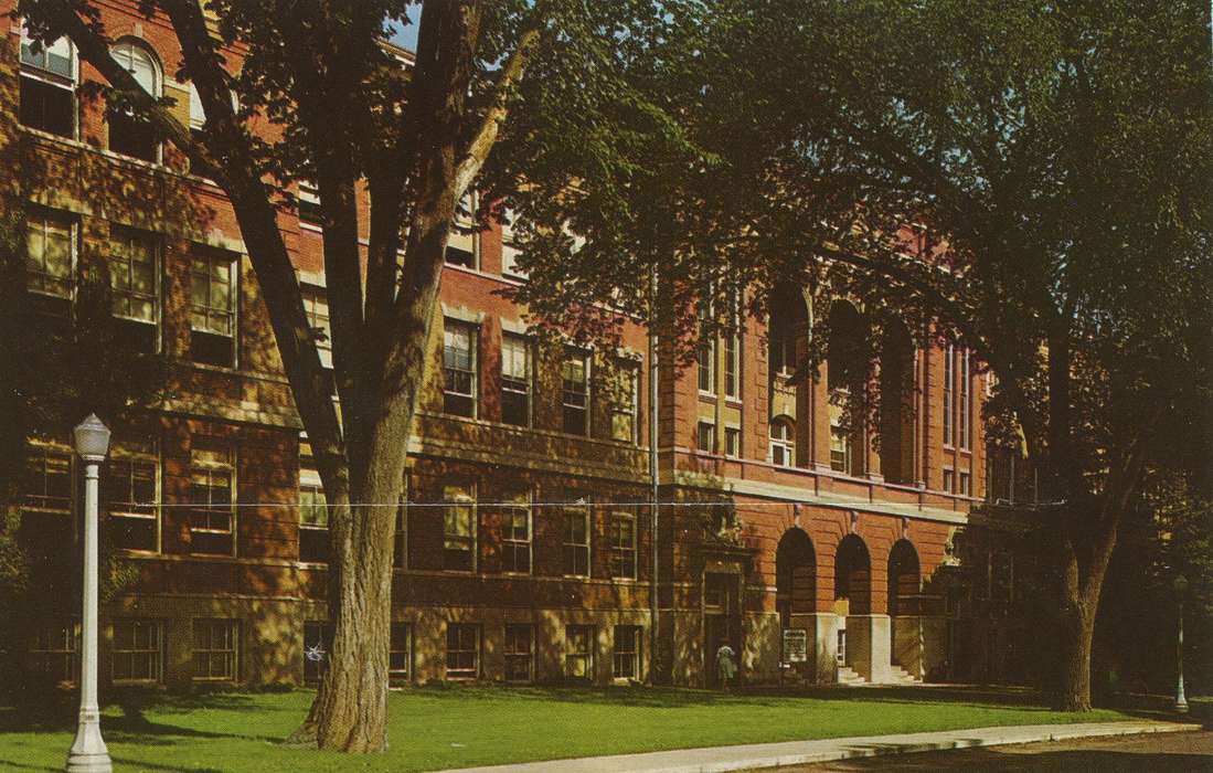 Cedar Falls, IA, history of Iowa, Iowa History, iowa state teachers college, Iowa, Schools and Education, Palczewski, Catherine, university of northern iowa