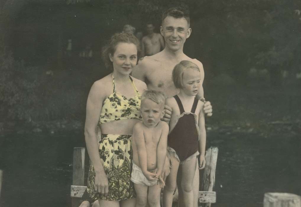 Portraits - Group, swimming, Clear Lake, IA, history of Iowa, Iowa History, Families, Iowa, McMurray, Doug, Children, Leisure