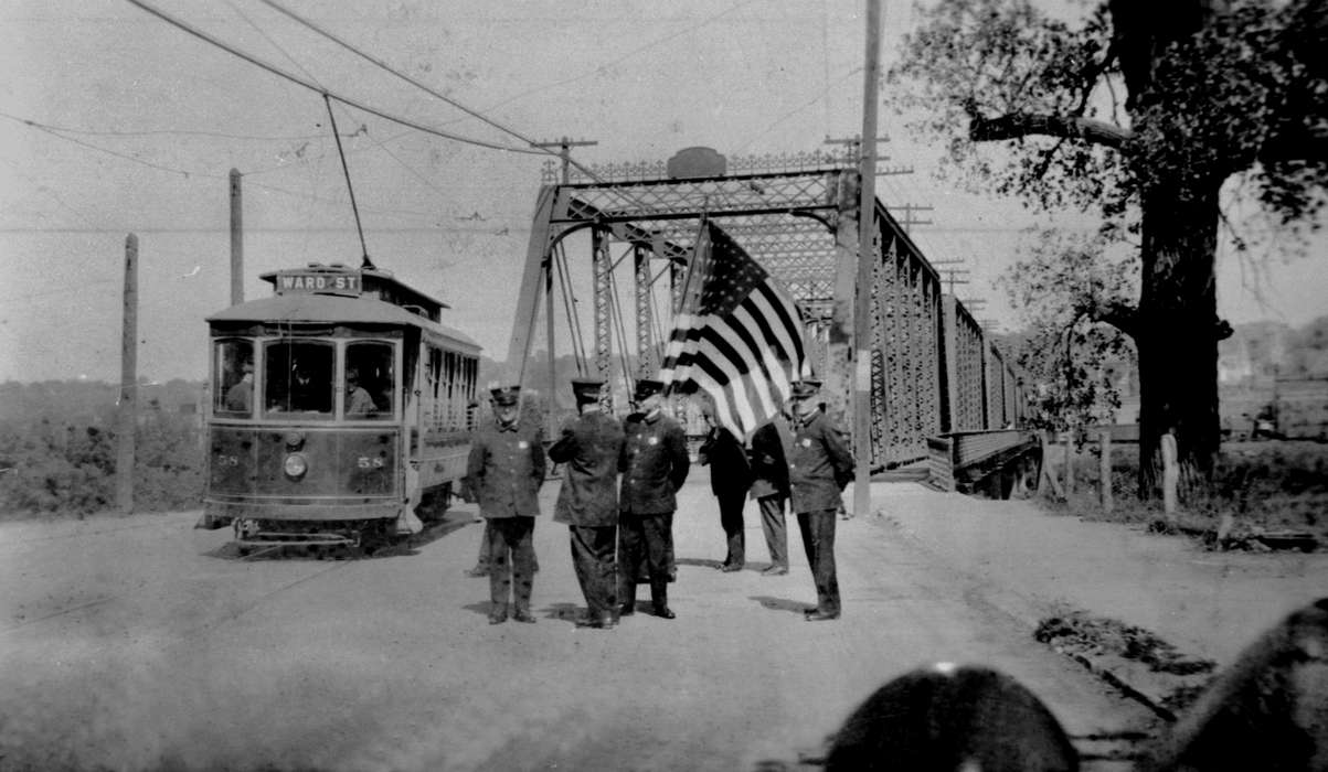 Iowa, Motorized Vehicles, trolley, Iowa History, Lemberger, LeAnn, Cities and Towns, Ottumwa, IA, bridge, history of Iowa, flag, police, Labor and Occupations