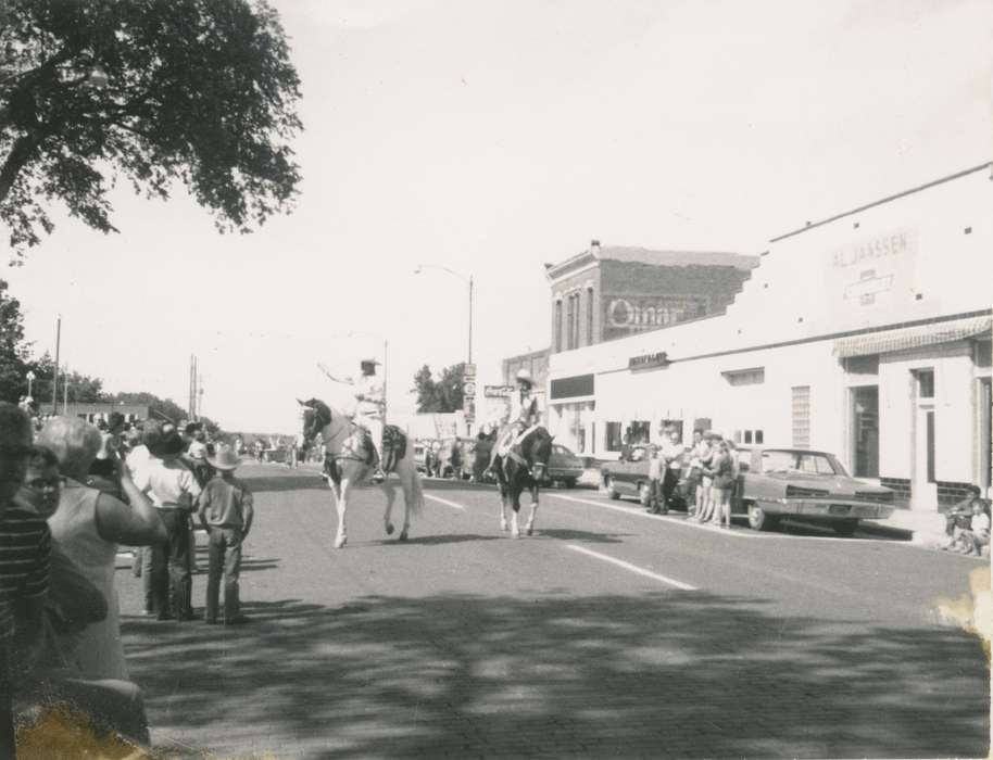 Fairs and Festivals, history of Iowa, horses, Animals, Main Streets & Town Squares, parade, Cities and Towns, Iowa, Hughes, Rick, horse, Iowa History, Spirit lake, IA