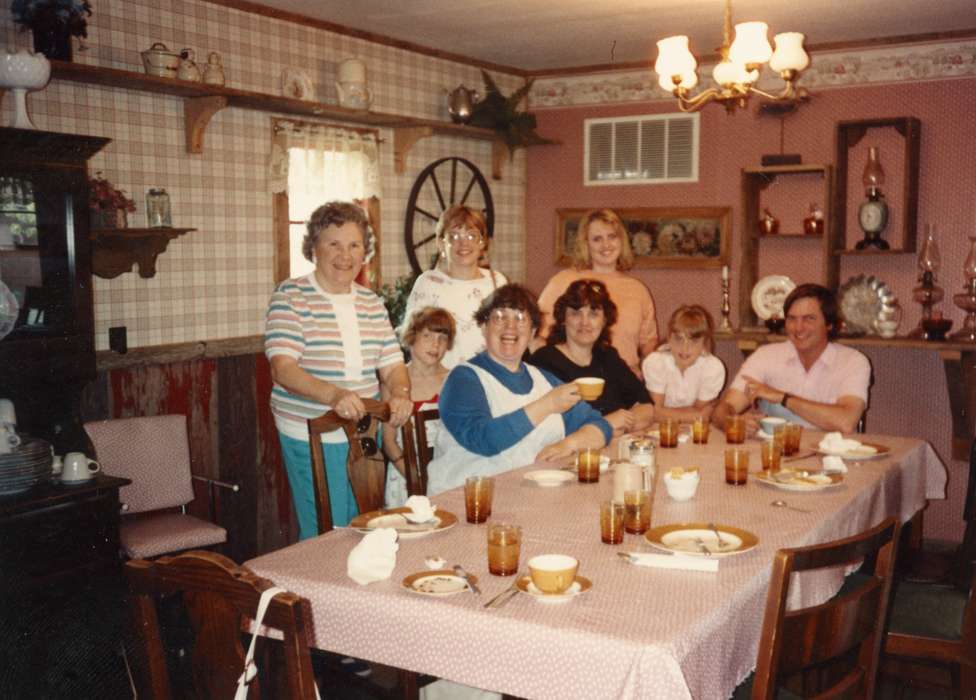 Portraits - Group, dining room, Iowa History, dining table, Iowa, tea cup, Families, history of Iowa, Shaw, Marilyn, family, Homes, Cedar Falls, IA, Food and Meals