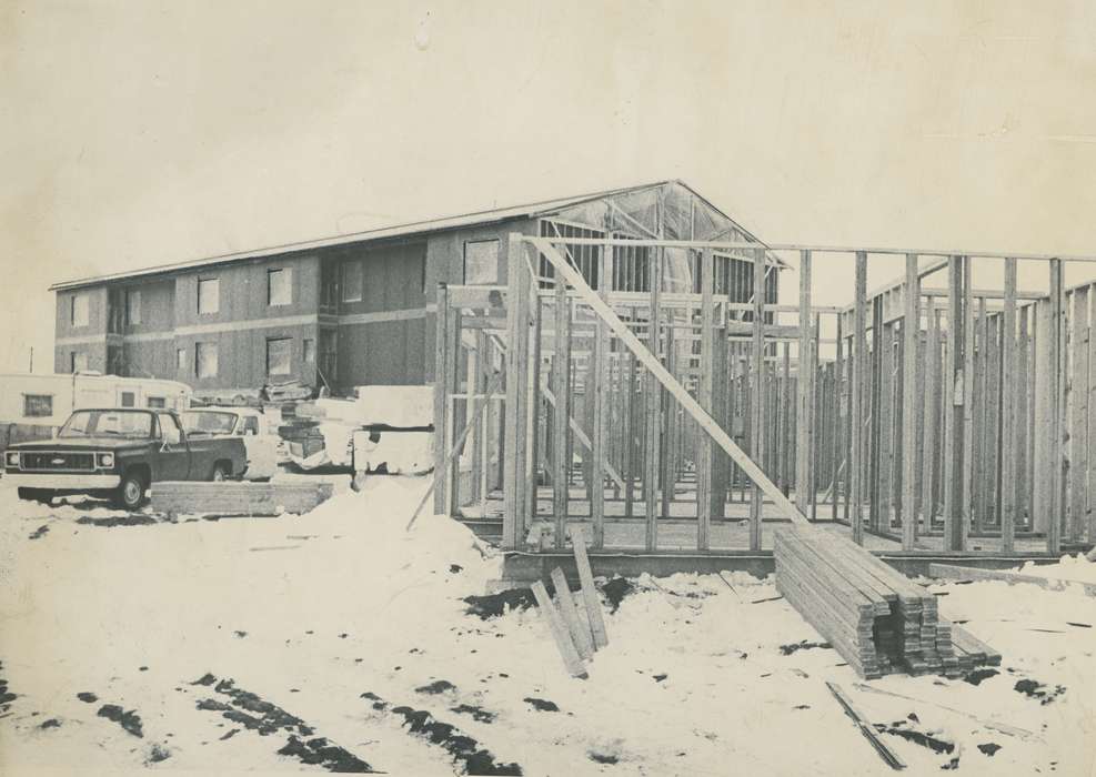 history of Iowa, construction materials, Iowa History, wood structure, Businesses and Factories, Waverly, IA, building, Iowa, construction, Waverly Public Library
