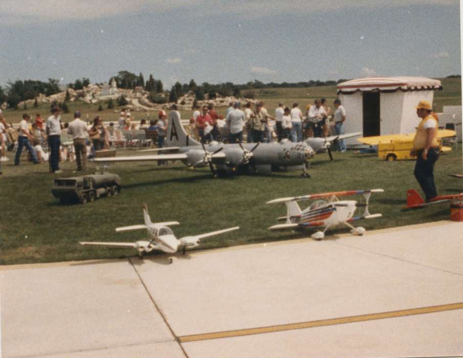 Leisure, Iowa History, Iowa, Motorized Vehicles, aircraft, airplane, Hughes, Rick, Entertainment, model planes, Spirit lake, IA, history of Iowa