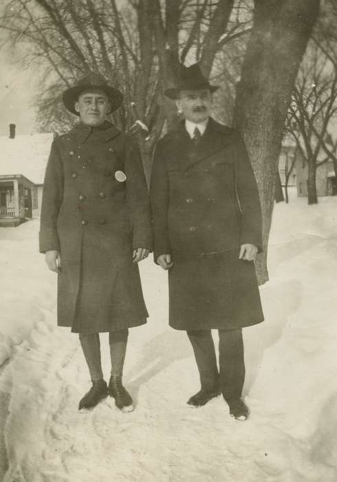 Portraits - Group, Iowa, hat, coat, Anamosa, IA, Hatcher, Cecilia, Winter, history of Iowa, snow, Iowa History