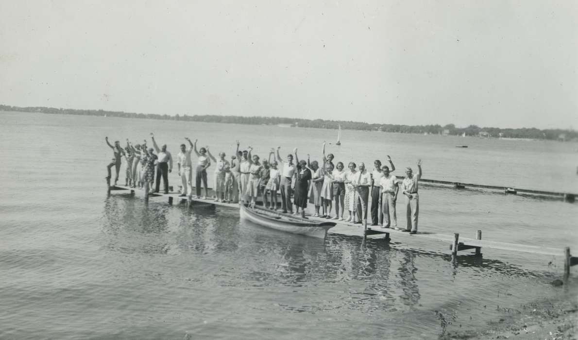 Lakes, Rivers, and Streams, Iowa History, McMurray, Doug, Iowa, history of Iowa, Portraits - Group, Outdoor Recreation, boat, dock, USA